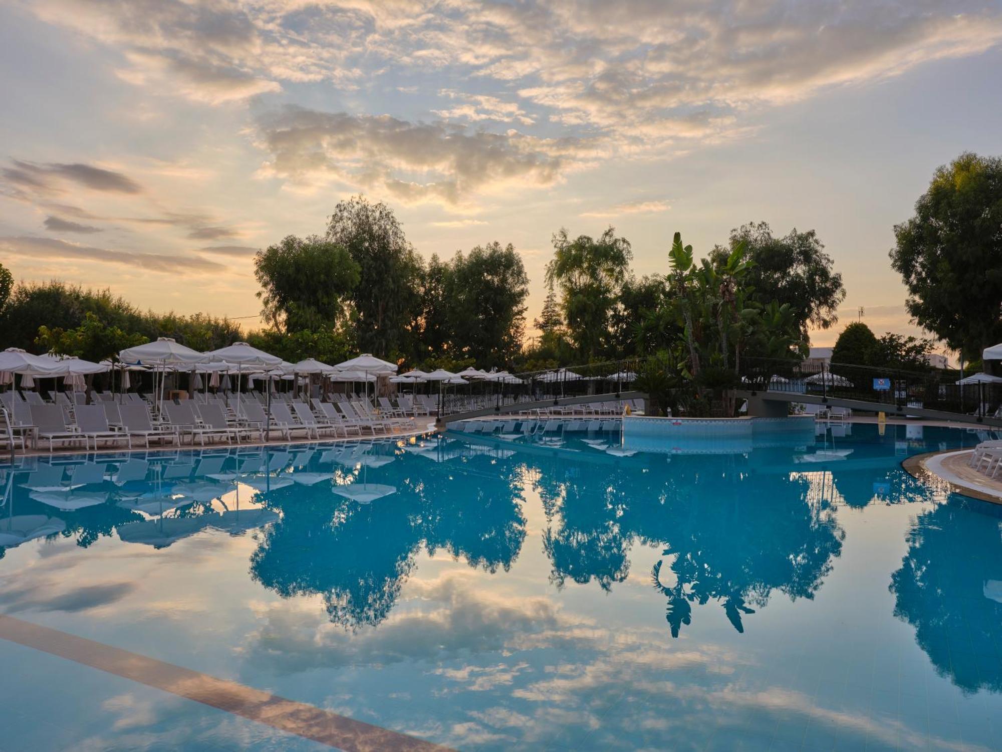 Atlantica Princess Hotel Ixia  Exterior photo